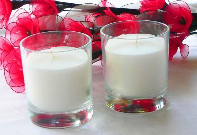 Big 9cm White Votive in Clear Glass - Wedding reception decoration